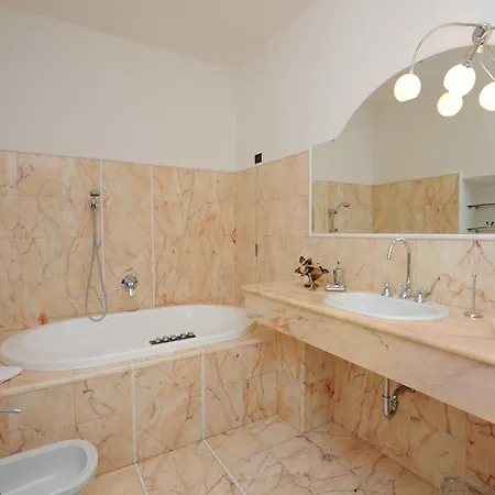 In Montemaggiore With Private Pool Villa