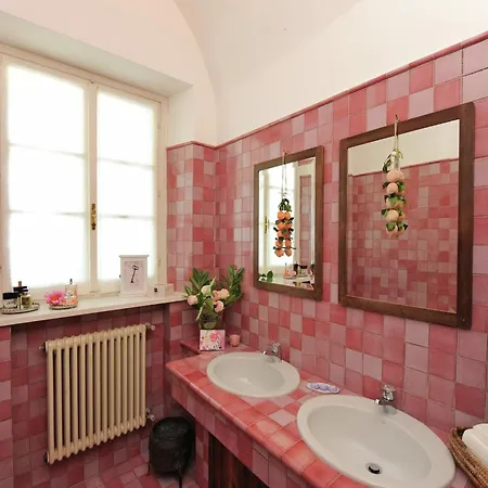 Villa In Montemaggiore al Metauro